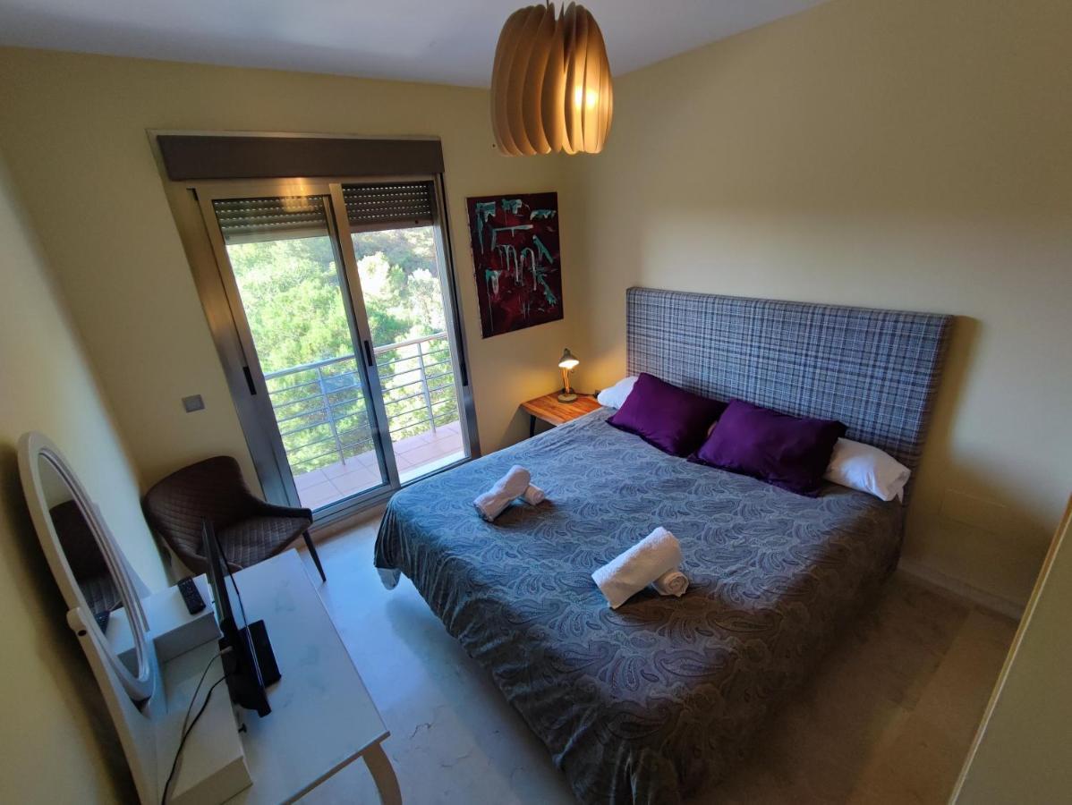 Villa Aguilas Club - Guest House Малага Экстерьер фото