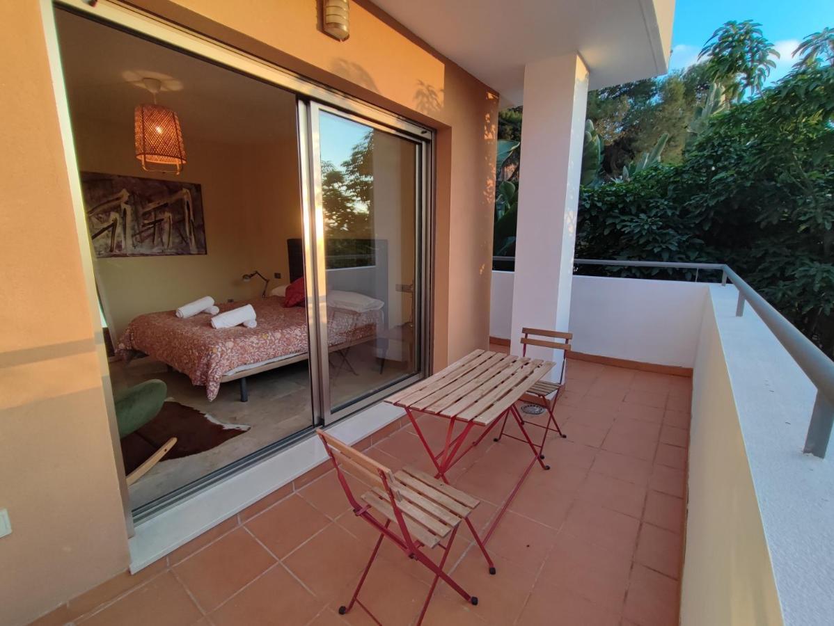 Villa Aguilas Club - Guest House Малага Экстерьер фото