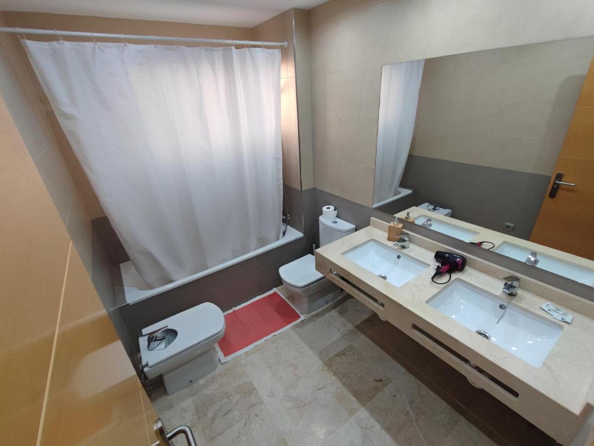Villa Aguilas Club - Guest House Малага Экстерьер фото
